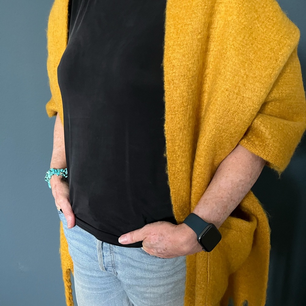 Beautiful cozy sweater wrap 🍁🍁🍁